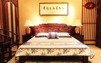 百年中式家裝，千年紅木家具。